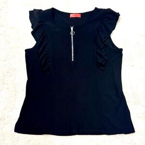 Black sleeveless shirt Medium